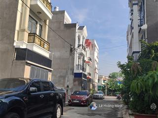 Lô đất ngay coopmart tam bình hẻm xe hơi 7m vỉa hè. liền kề tuyến vành đai 2. sổ hồng riêng