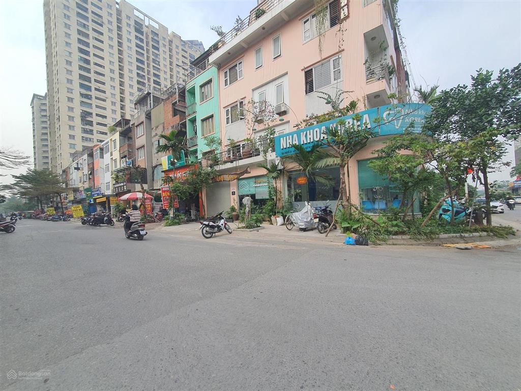 Bán căn liền kề 128m2 (thô). nhìn chung cư văn khê. cổng khu đô thị, kinh doanh