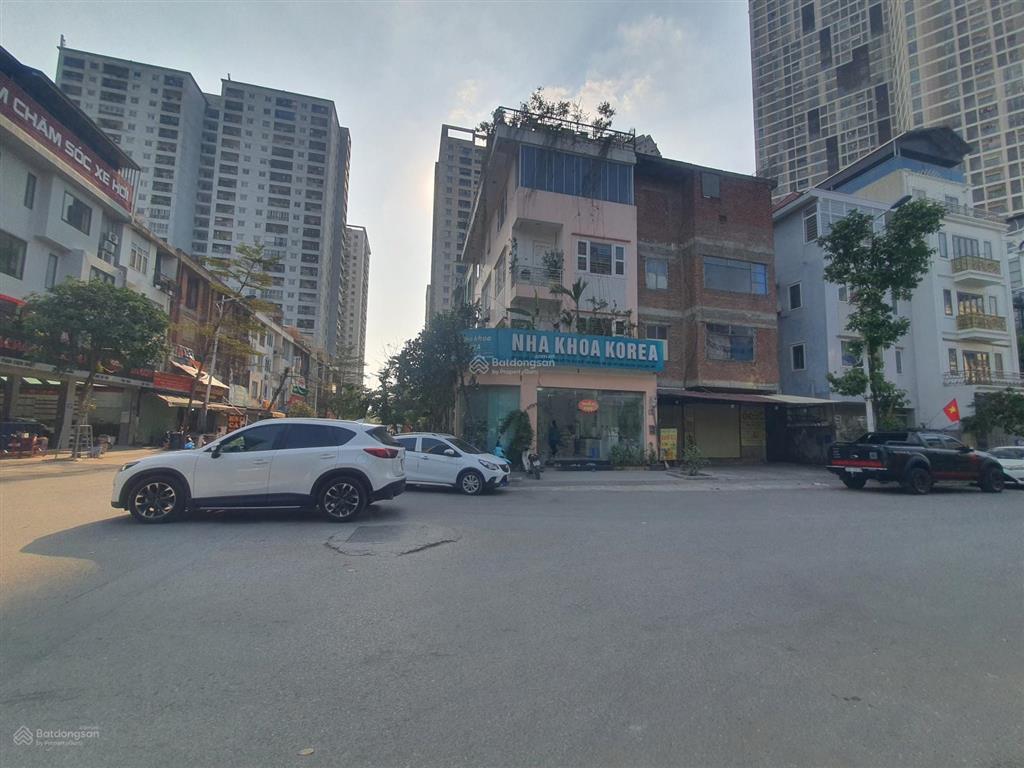 Bán căn liền kề 128m2 (thô). nhìn chung cư văn khê. cổng khu đô thị, kinh doanh