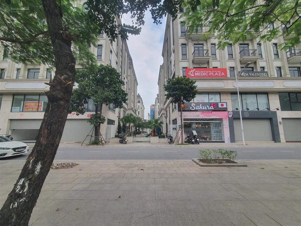 Shophouse himlam vạn phúc. mặt tố hữu lê văn lương. căn góc 98m2