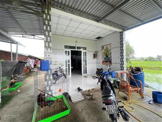 Bán nhà cấp 4, dt 7,5 x40m chủ ngộp bán rẻ 2 tỷ căn 300m2 trọn sổ tại long an 0908 366 ***