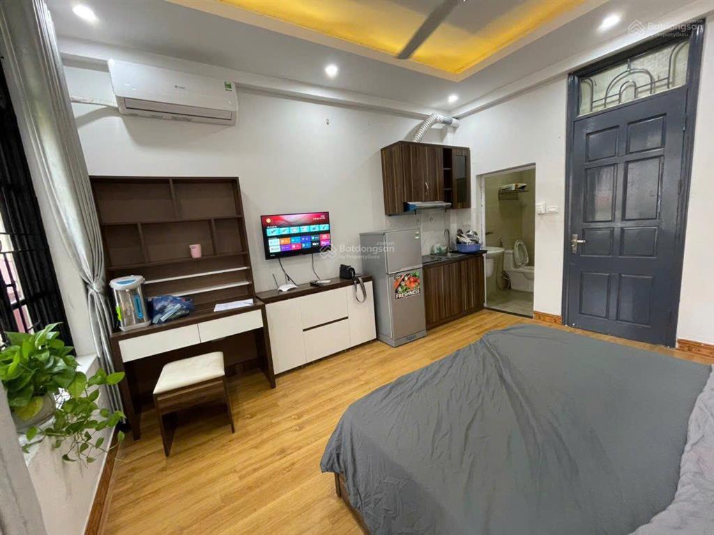 Chính chủ cho thuê phòng trọ 2,6tr tại 180 trần duy hưng, full đồ