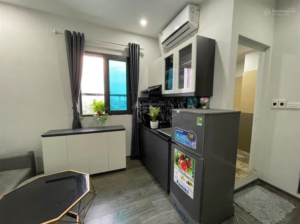 Chính chủ cho thuê phòng 1n1k ô tô đỗ cửa, giá 4,9tr tại 181 xuân thủy