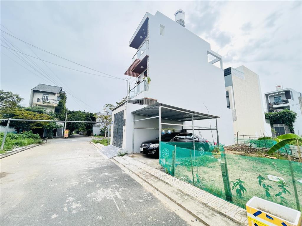 Em chuyên đất 230 nguyễn xiển vn giá chính chủ hợp lý giáp đường song hành vành đai 3, vinhomes