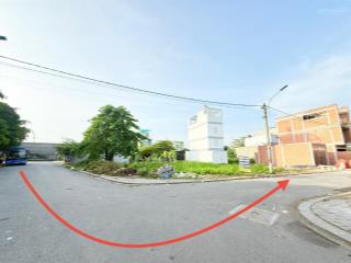 Bán đất long phước vị trí đẹp, đối diện chợ ký túc xá đại học luật khu kinh doanh sầm uất