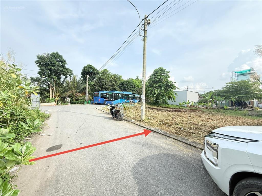 Bán đất long phước vị trí đẹp, đối diện chợ ký túc xá đại học luật khu kinh doanh sầm uất