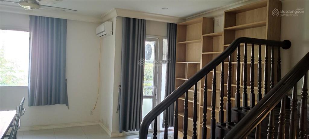 Cho thuê liền kề splendora giá rẻ nhất chỉ 16 triệu, full . cọc 1 thanh toán 6 tháng.  0984 204 ***