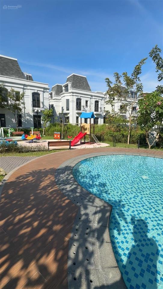 Bán gấp nhà phố amelie villa phú mỹ hưng, 10.5 tỷ, 111m2, giá tốt nhất (hùng 0939 399 ***)