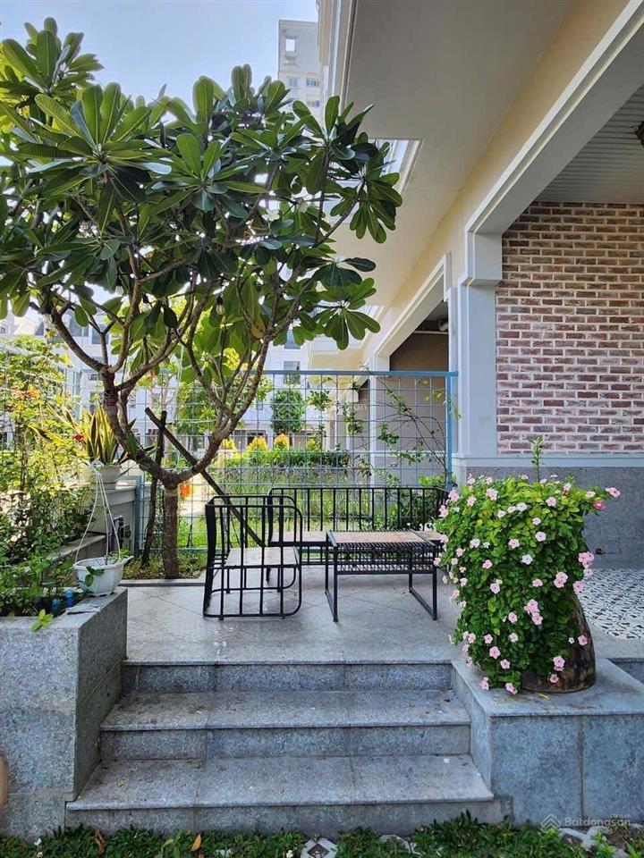 Bán gấp nhà phố amelie villa phú mỹ hưng, 10.5 tỷ, 111m2, giá tốt nhất (hùng 0939 399 ***)