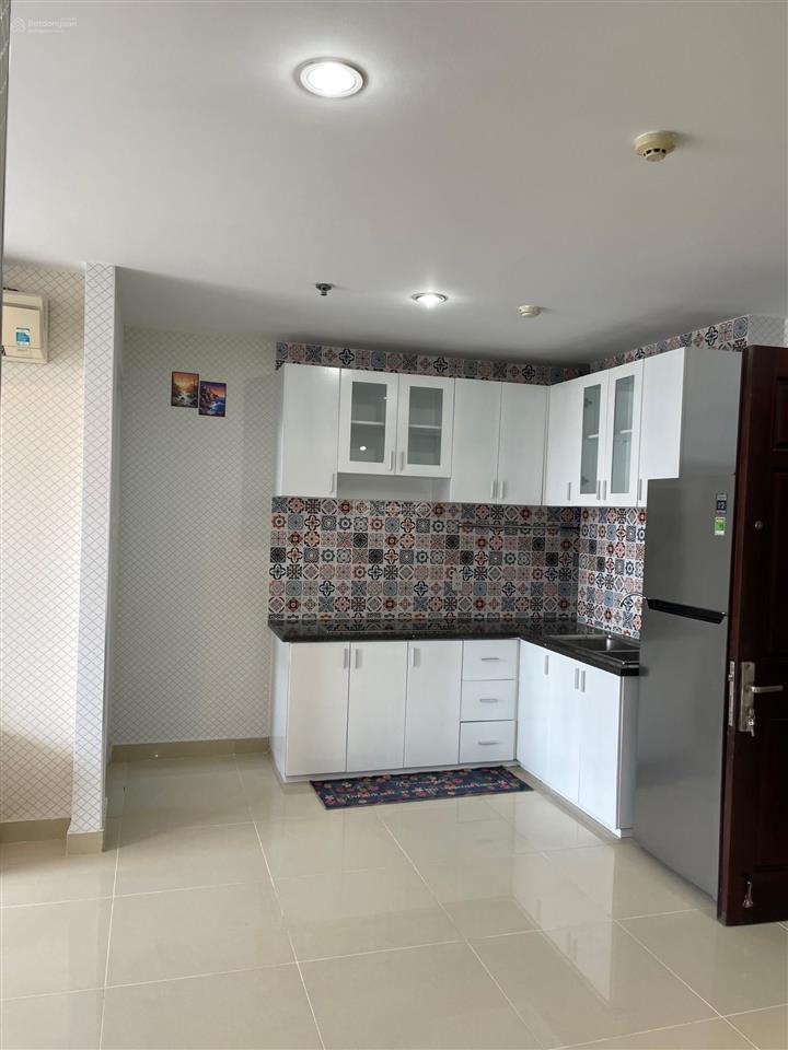 Bán gấp căn hộ the harmona 2pn 2wc, full nội thất giá tốt.  0938 990 *** xem nhà