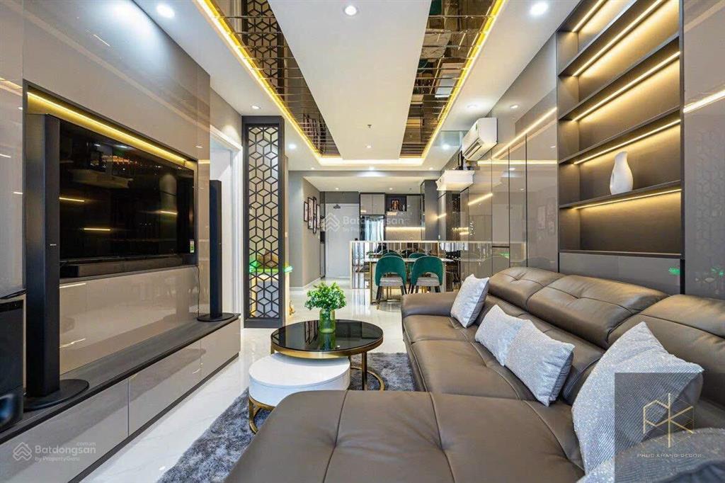 Bán căn hộ 2pn2wc, 81m2, chung cư the harmona tân bình giá tốt  0938 990 ***