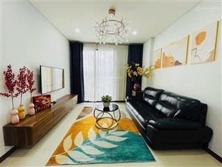 Bán căn hộ 2pn2wc, 81m2 c/c the harmona tân bình giá tốt  0938 990 ***