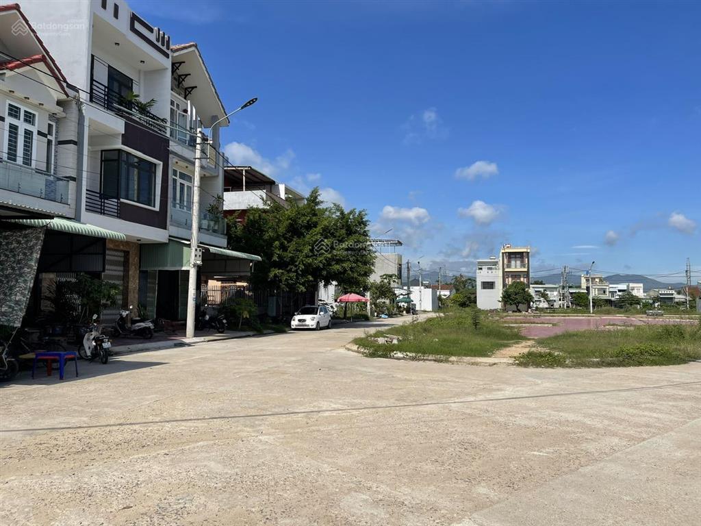 Cần bán lô đất 97,9 m2 tại thôn vân hội 2, thị trấn diêu trì, tuy phước, bình định