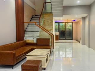 Nhà 3 tầng đường bàu năng 12 gần bến xe đà nẵng