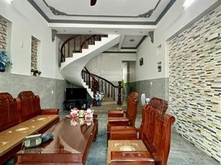 Bán nhà kiên cố 2 tầng đường 5m5 lề 3m  gần đh sư phạm  đà nẵng