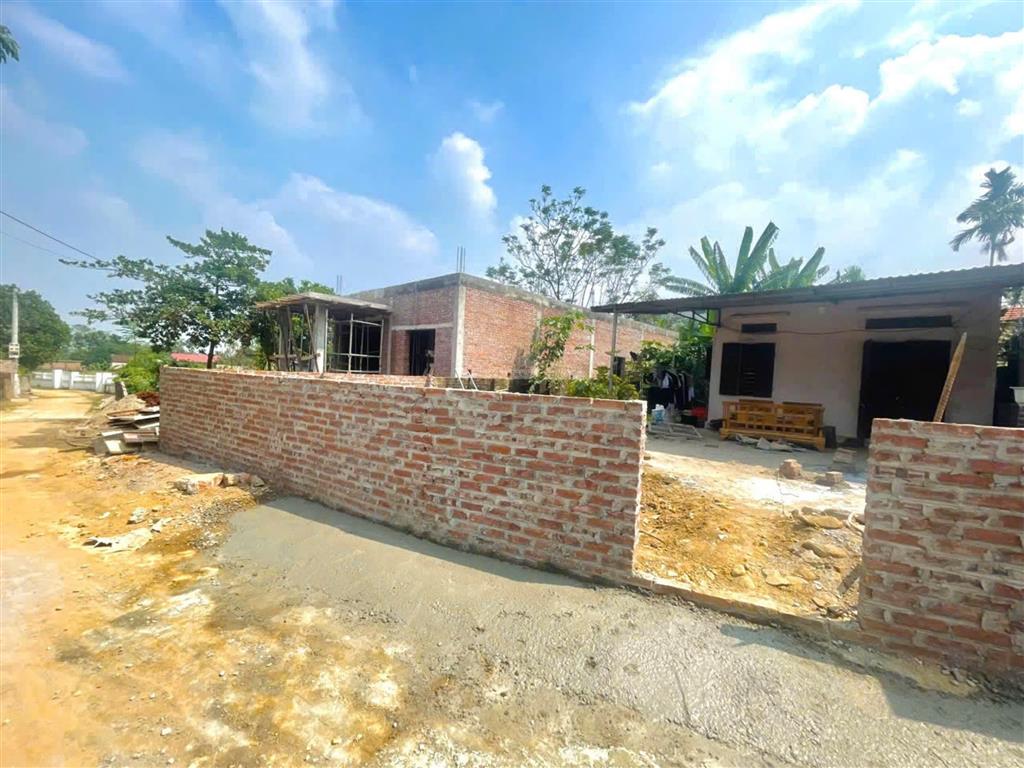 Chính chủ bán lô đất 338m2! mặt tiền 8m tại yên bình yên trung thạch thất hn! giá 12tr/m2