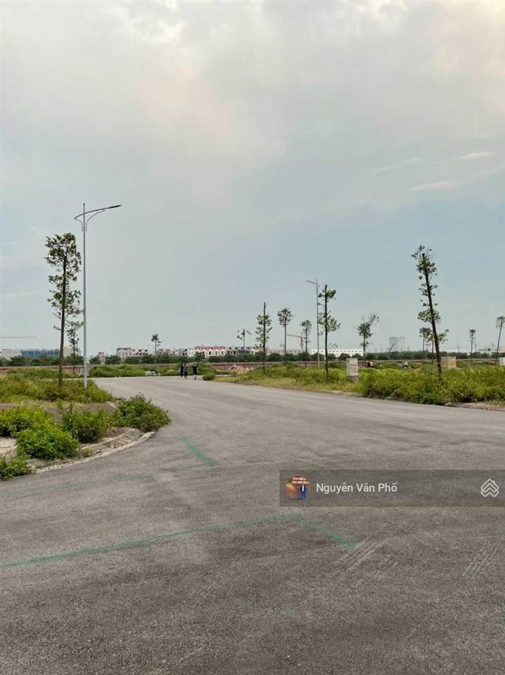 Chính chủ cần bán đất dcdv phù chẩn 1,2,3, hồ sơ 100m2 ký mới từ đầu