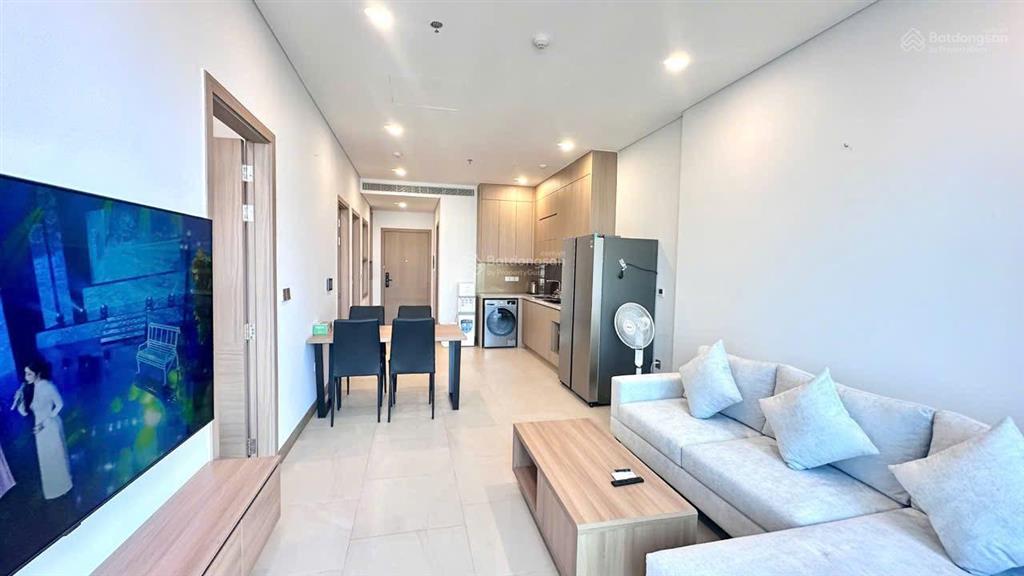 Em bán king palace nguyễn trãi 3n2vs full 115m2 giá 9.4 tỷ 0398 537 ***