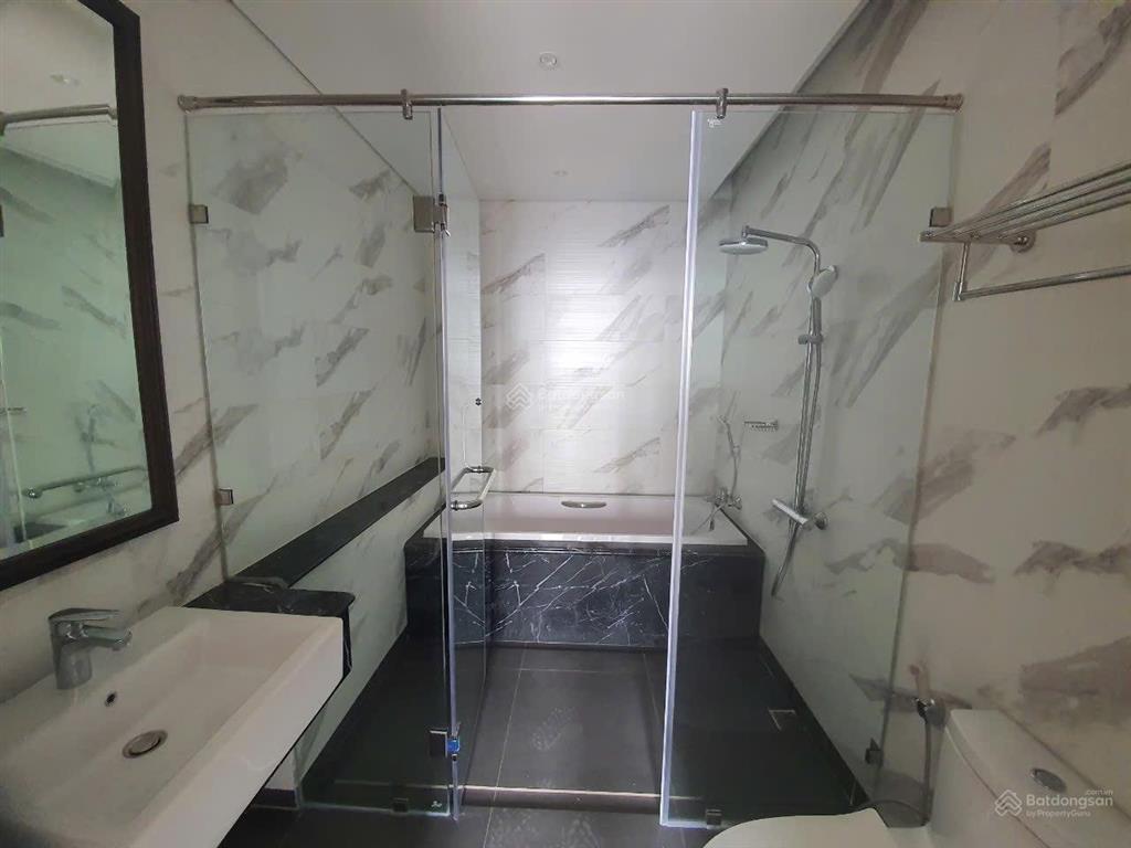 Em bán căn góc full kính  king palace  3n2vs  full  115m2  12 tỷ   0398 537 ***