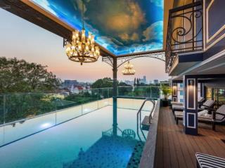 Bán gấp ks 4 sao view hồ hoàn kiếm phố cổ hàng dầu 15 tầng 450 tỷ kinh doanh siêu hiếm