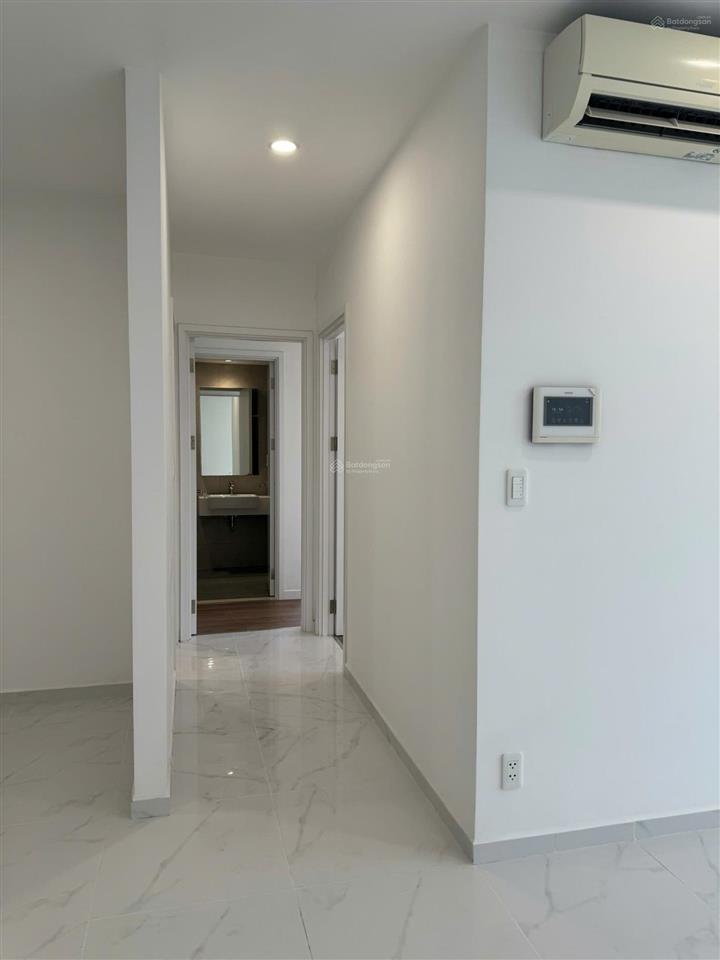 Cho thuê căn hộ dlusso 3pn dt 105m2 view sông tầng cao thoáng mát giá 18tr căn góc