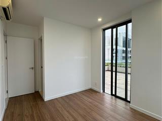 Cho thuê căn hộ dlusso 3pn dt 105m2 view sông tầng cao thoáng mát giá 18tr căn góc