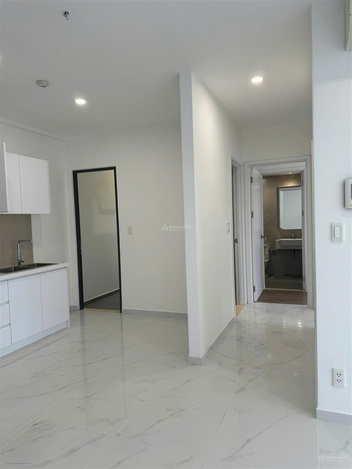 Cho thuê căn hộ dlusso 3pn dt 105m2 view sông tầng cao thoáng mát giá 18tr căn góc