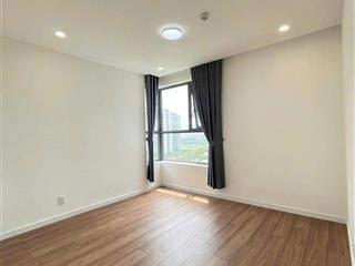 Bán căn hộ d'lusso quận 2, giá 6 tỷ bao thuế căn 2pn dt 69m2, view sông  hồ bơi