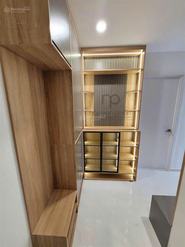 Bán căn hộ d'lusso 3pn view sông có sân vườn riêng 25m2, full nội thất giá 9 tỷ diện tích 120m2