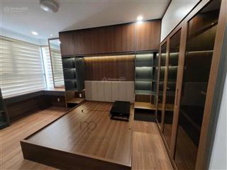 Cần bán căn hộ d'lusso 3pn view sông thoáng, full nội thất giá 8 tỷ diện tích 105m2