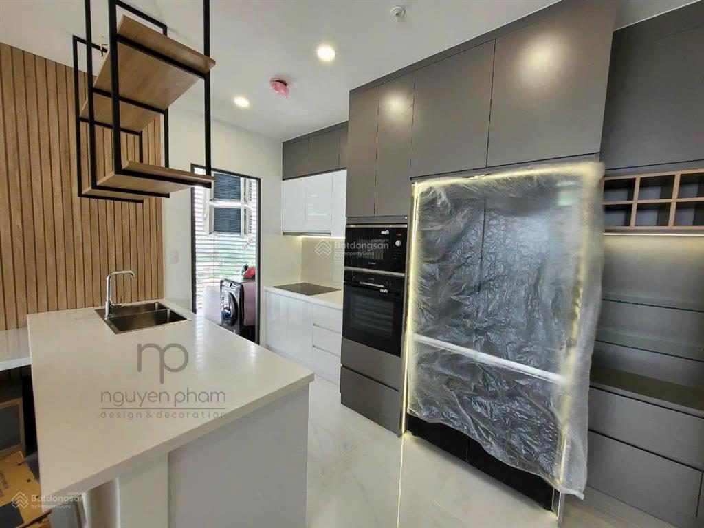 Bán căn hộ d'lusso 3pn view sông có sân vườn riêng 25m2, full nội thất giá 9 tỷ diện tích 120m2