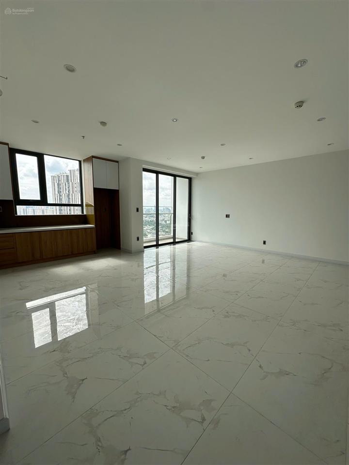 Bán căn hộ precia quận 2, diện tích 71m2 căn 2pn2wc, view xem bắn pháo hoa, giá 5.85 tỷ có nội thất