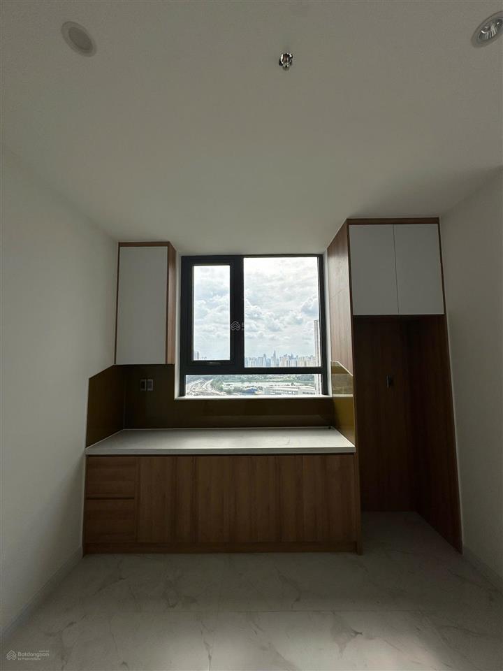 Bán căn hộ precia quận 2, diện tích 71m2 căn 2pn2wc, view xem bắn pháo hoa, giá 5.85 tỷ có nội thất