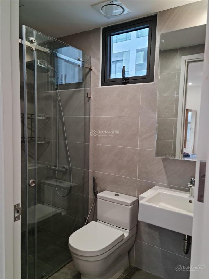 Cần bán căn hộ d'lusso quận 2 giá 4,8 tỷ căn 1pn1wc, tầng cao xem bắn pháo hoa