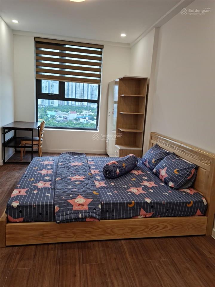 Cần bán căn hộ d'lusso quận 2 giá 4,8 tỷ căn 1pn1wc, tầng cao xem bắn pháo hoa