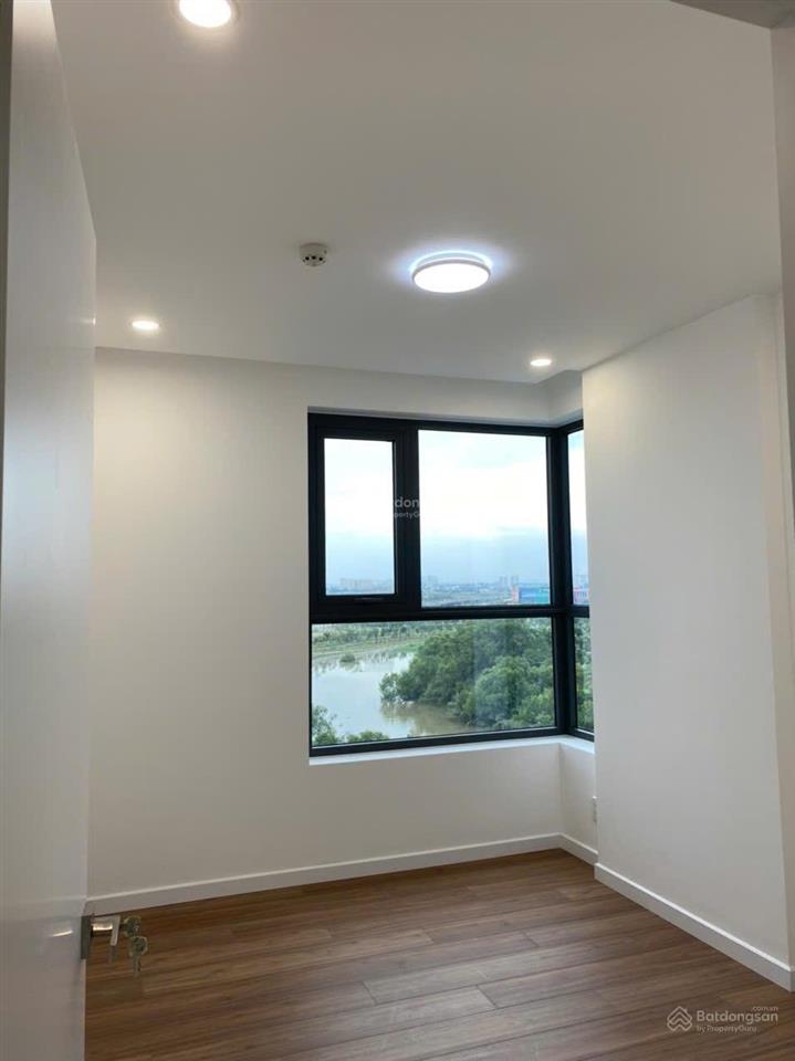 Cho thuê căn d'lusso 1pn nội thất cơ bản tầng trung giá 11.5 triệu dt 55m2 view thoáng