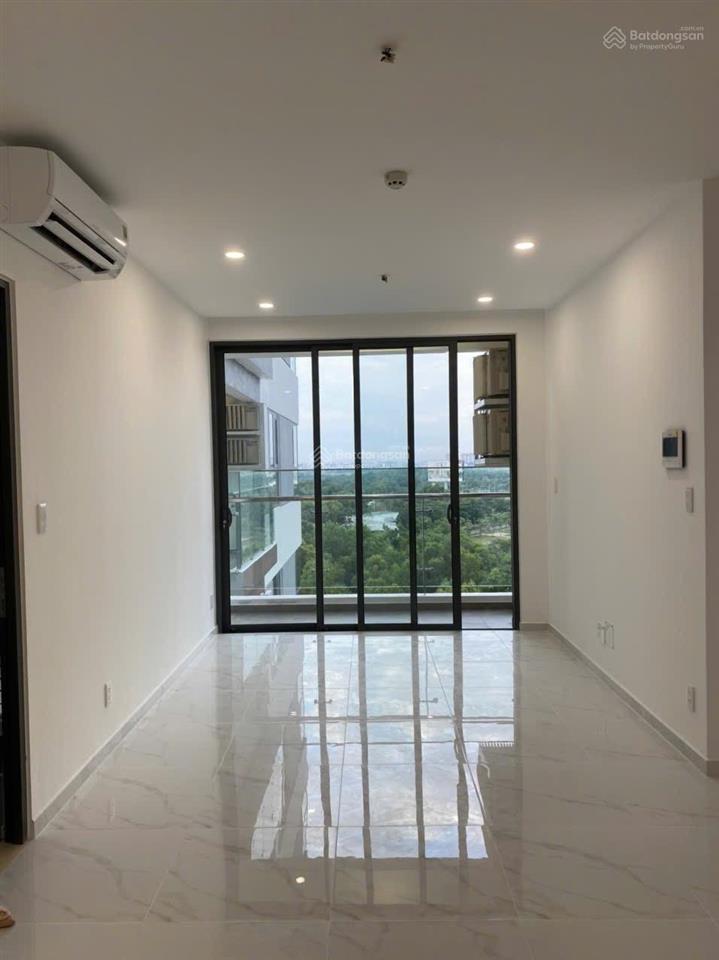 Cho thuê căn d'lusso 1pn nội thất cơ bản tầng trung giá 11.5 triệu dt 55m2 view thoáng