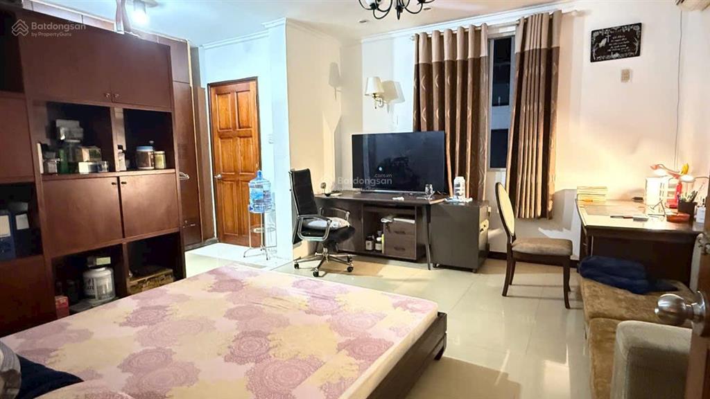 Bán nhà hẻm 8m hai bà trưng q3 , cách mặt tiền 15m , 6,2x14m (75m2) trệt 3 lầu , 13,5 tỷ tl