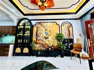 Gấp! nhỉnh 6 tỷ nhận nhà ngay phố trung kính, 35m2 5 tầng, nhà hướng đông nam, ngõ rộng 2m