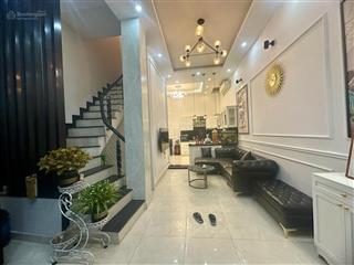 Nhà đẹp phố tôn đức thắng, 50m2  4 tầng full nội thất cao cấp, giá nhỉnh 11 tỷ, bán gấp