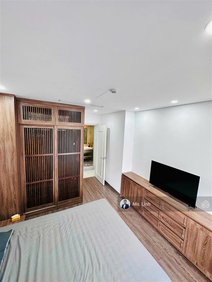 Cần bán căn hộ 2 phòng ngủ chỉ 3 tỷ 8 full nội thất, 83 m2, the minato residence. đã có sổ hồng