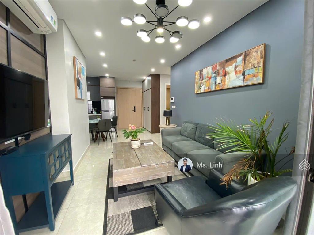 Cần bán căn hộ 2 phòng ngủ + 2wc giá chỉ 3 tỷ 3 full nội thất, 82 m2, the minato residence. sổ hồng