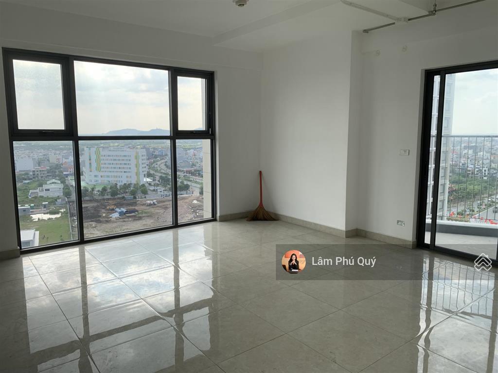 Cần bán căn góc 2 phòng ngủ minato, nội thất theo bàn giao cđt, 90 m2, tầng đẹp. giá chỉ 3 tỷ 7