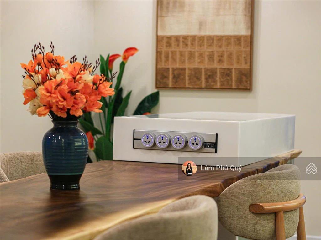 Cần bán căn góc 3 pn the minato residence, 110 m2, nội thất 700 triệu. giá 5,x tỷ bao thuế phí