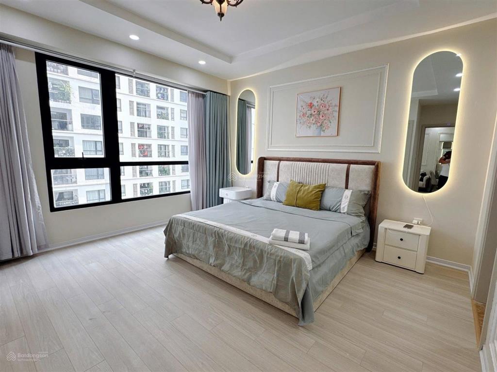 Siêu phẩm! bán tập thể duplex thái hà trung liệt 110m đống đa  ôtô đỗ chân cầu thang  4 ngủ