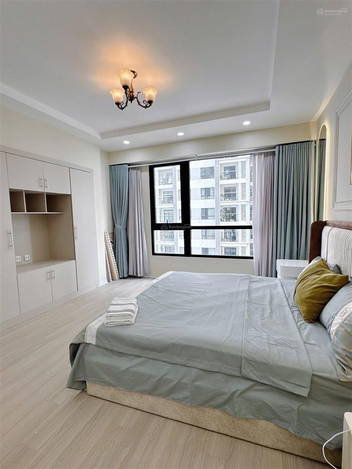 Siêu phẩm! bán tập thể duplex thái hà trung liệt 110m đống đa  ôtô đỗ chân cầu thang  4 ngủ