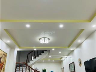 Cho thuê nhà văn hoá tây đô, cần thơ, 5 phòng ngủ, lộ 28m, tây nam, máy lạnh, mới, đậu oto