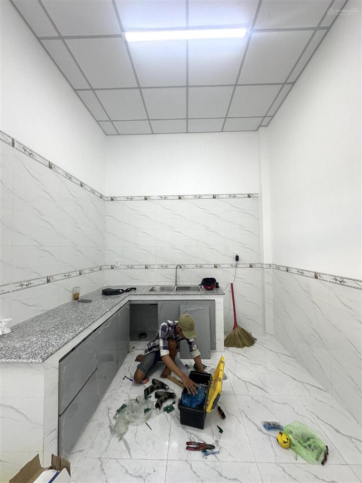 Nhà 1 phòng ngủ, hẻm 220 cmt8, bùi hữu nghĩa cần thơ, mới 100%, oto taxi vivu, cách đầu hẻm 20m