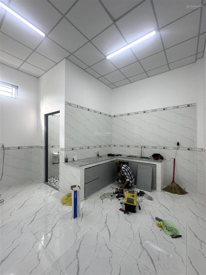 Nhà 1 phòng ngủ, hẻm 220 cmt8, bùi hữu nghĩa cần thơ, mới 100%, oto taxi vivu, cách đầu hẻm 20m