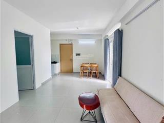 Cho thuê căn góc nam long 45m2, 1 phòng ngủ, full nội thất, 2 ban công, mới, thang máy, bãi xe